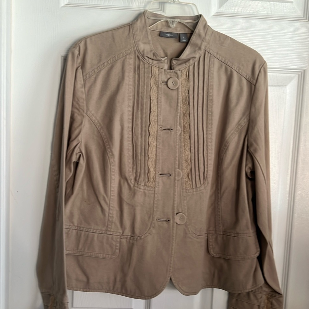 Women’s jacket beach color